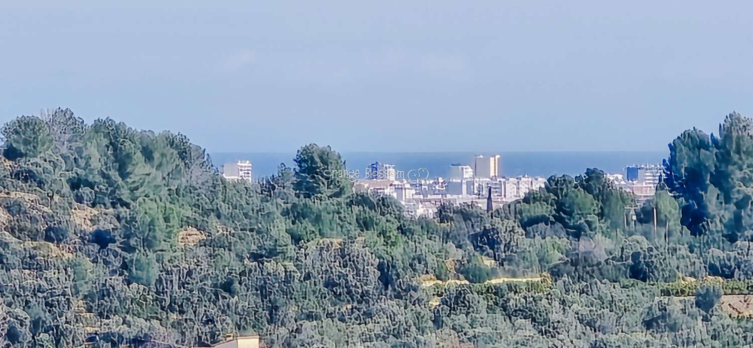 This is a truly charming and beautifully presented home, offering space, character and lifestyle in equal measure.