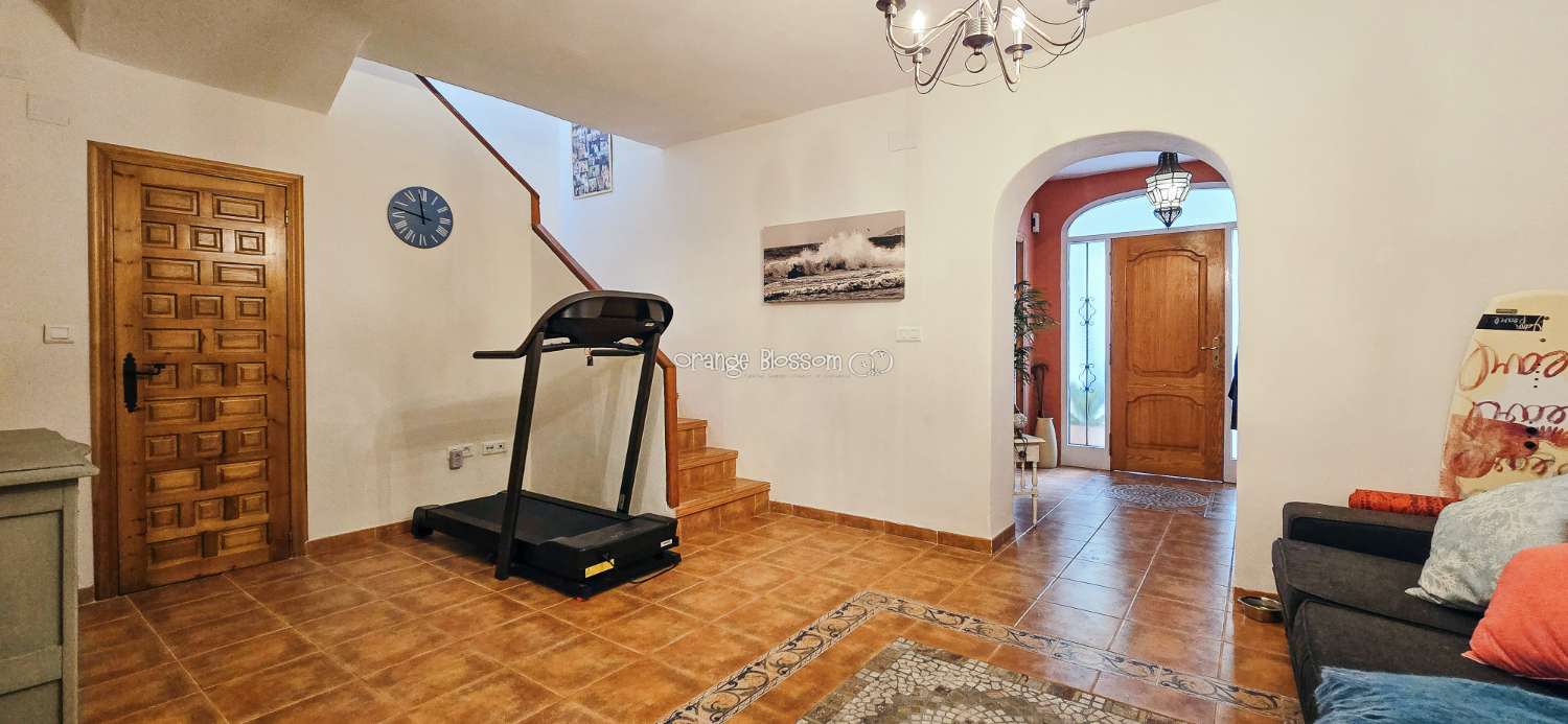 This is a truly charming and beautifully presented home, offering space, character and lifestyle in equal measure.