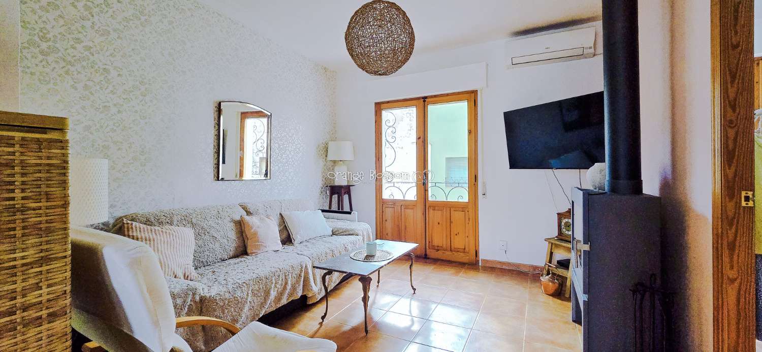 This is a truly charming and beautifully presented home, offering space, character and lifestyle in equal measure.