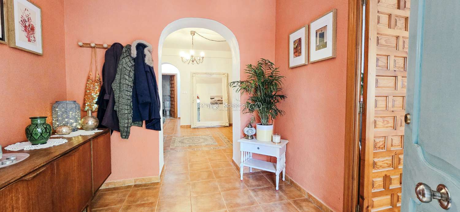 This is a truly charming and beautifully presented home, offering space, character and lifestyle in equal measure.