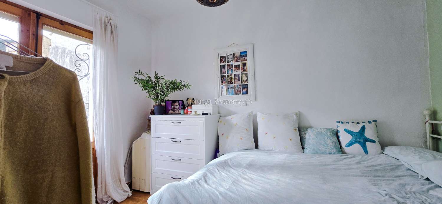 This is a truly charming and beautifully presented home, offering space, character and lifestyle in equal measure.