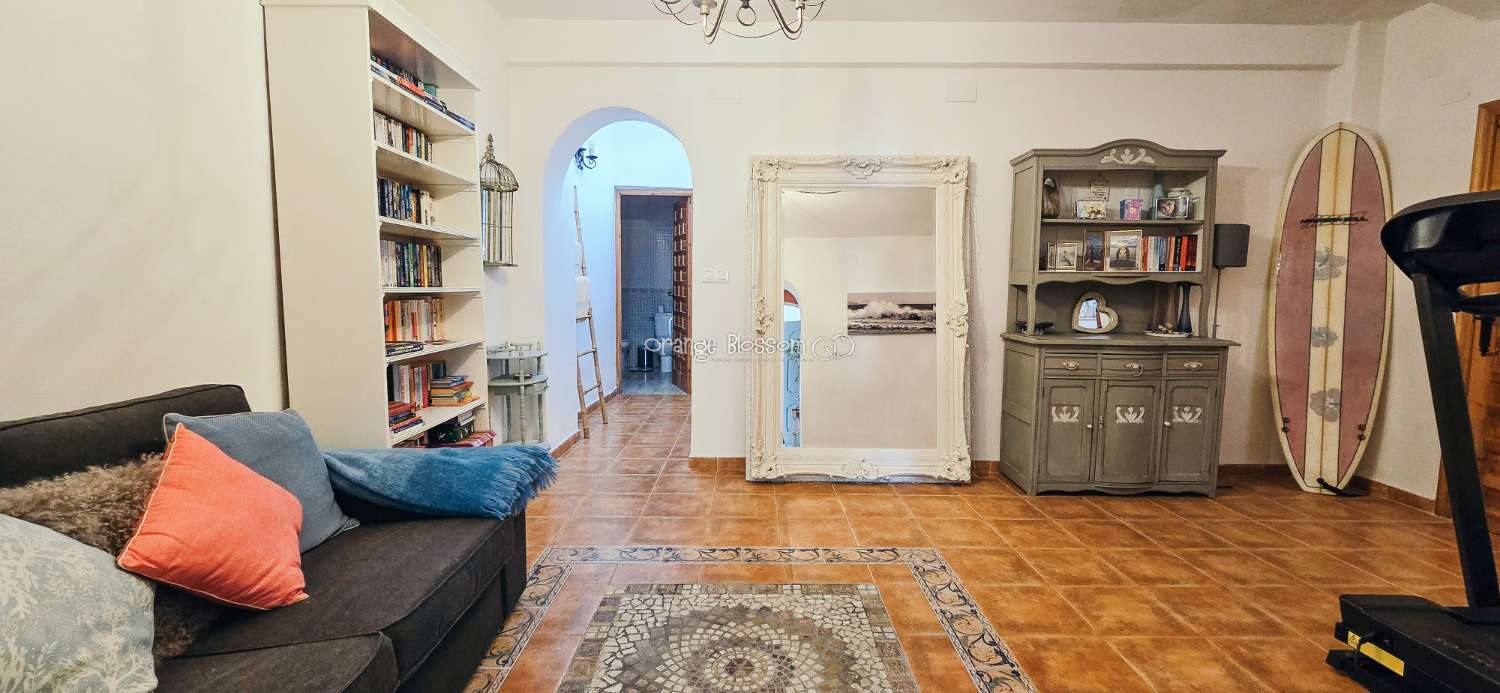 This is a truly charming and beautifully presented home, offering space, character and lifestyle in equal measure.