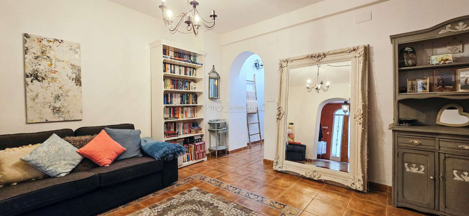 This is a truly charming and beautifully presented home, offering space, character and lifestyle in equal measure.