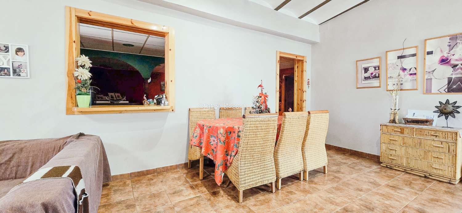 Here we are delighted to present a wonderful opportunity for those seeking space, privacy and the possibility of keeping horses.