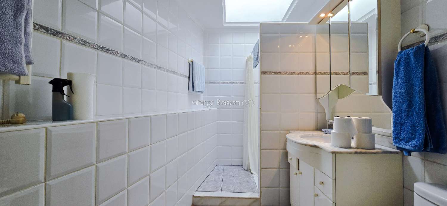 This charming town house oﬀers several unique features that are rarely found in traditional village properties.