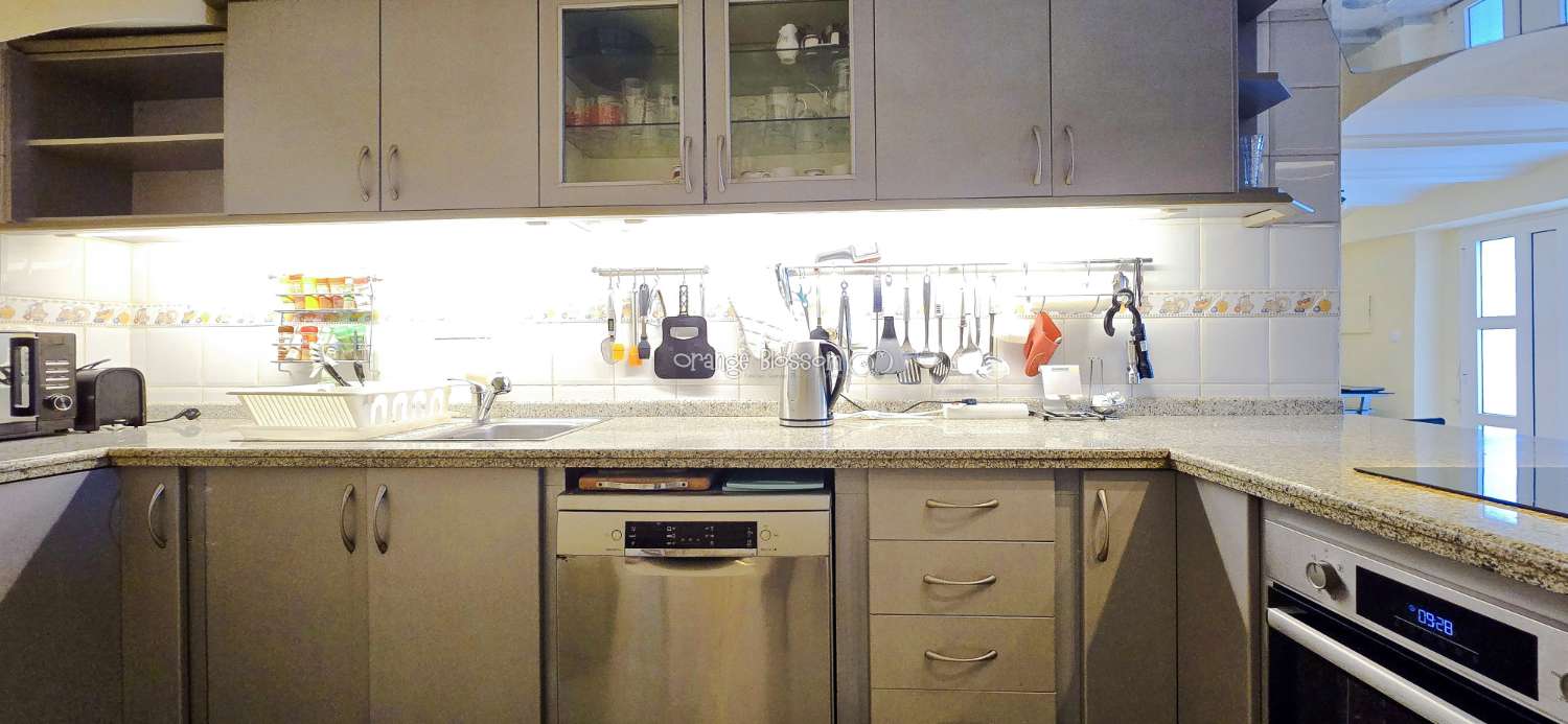 This charming town house oﬀers several unique features that are rarely found in traditional village properties.