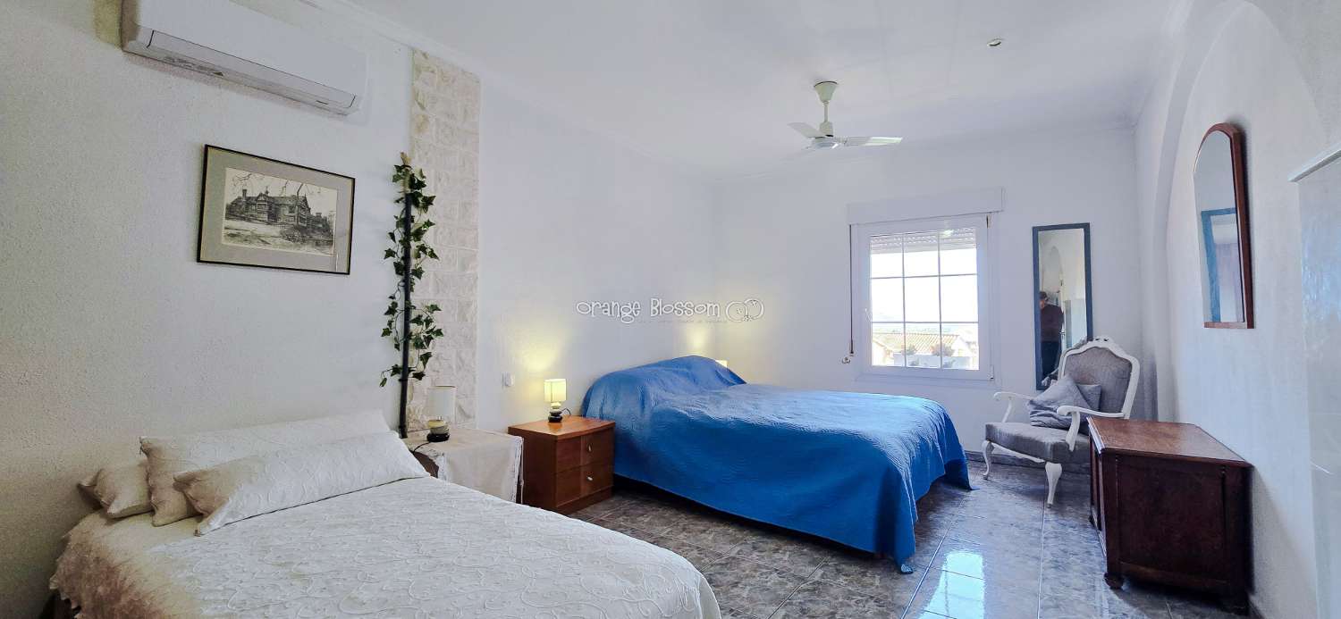 This charming town house oﬀers several unique features that are rarely found in traditional village properties.