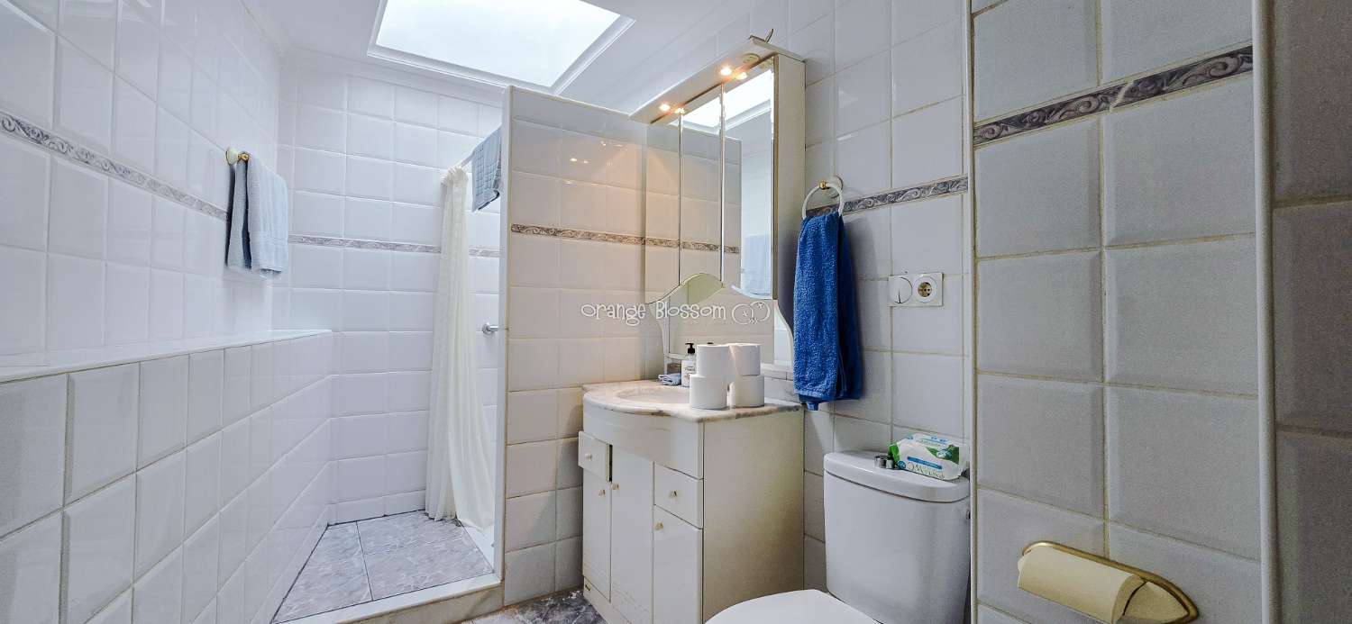 This charming town house oﬀers several unique features that are rarely found in traditional village properties.