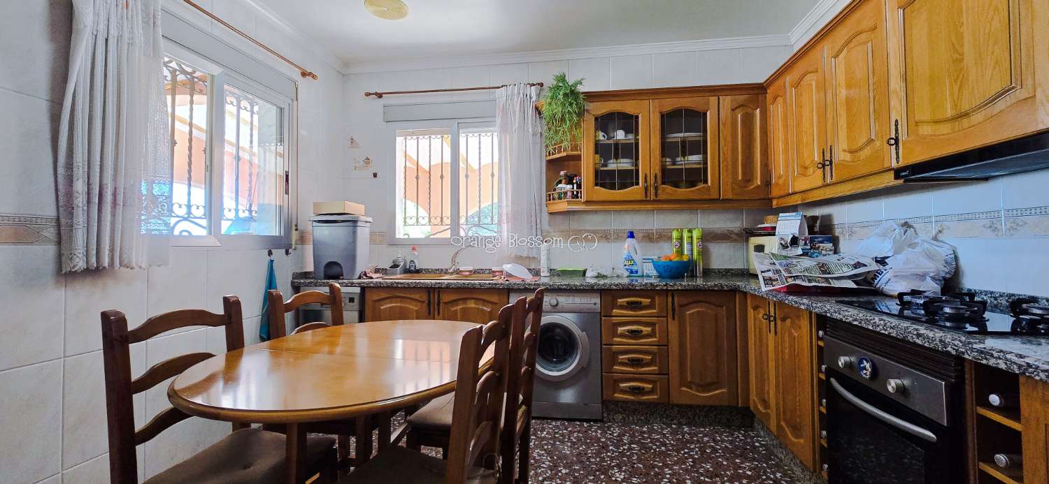 Peace and quiet with fabulous costal views.