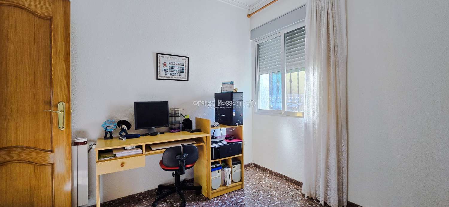 Peace and quiet with fabulous costal views.