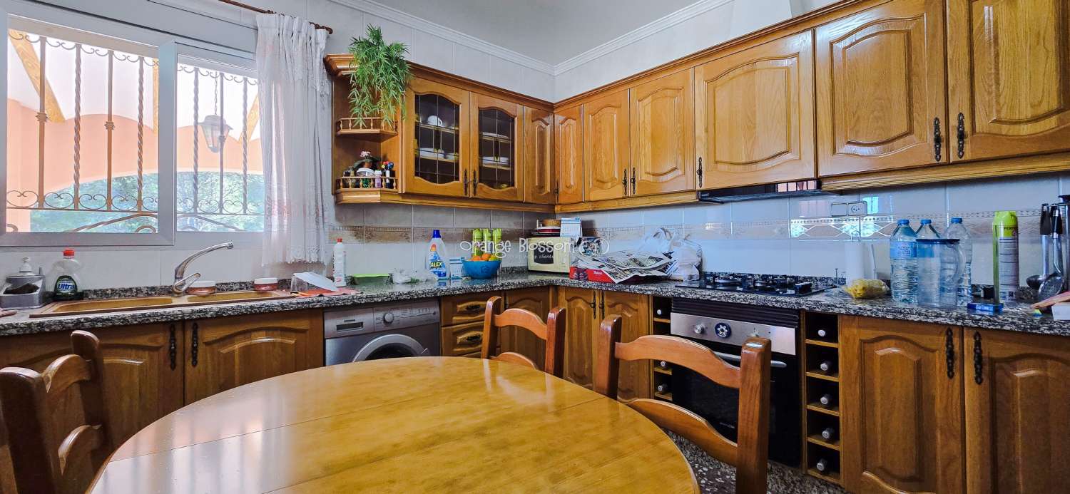 Peace and quiet with fabulous costal views.