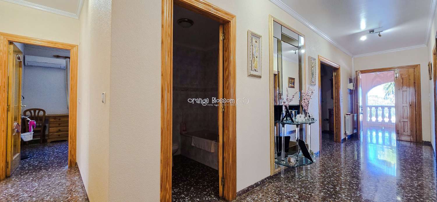 Peace and quiet with fabulous costal views.