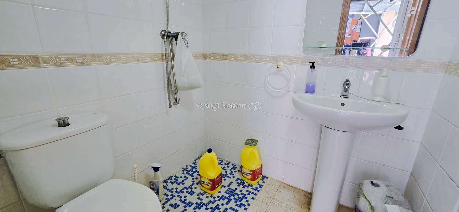 Peace and quiet with fabulous costal views.