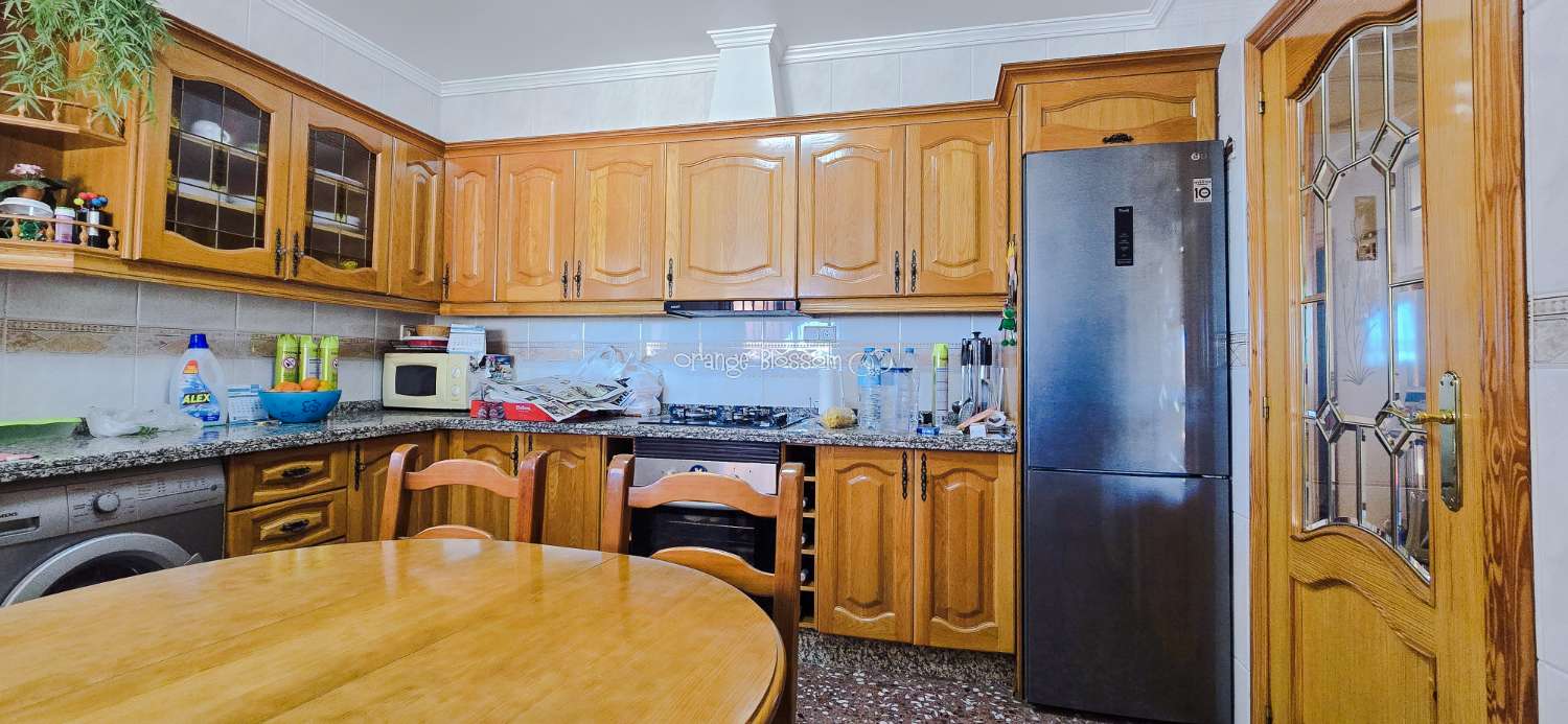 Peace and quiet with fabulous costal views.