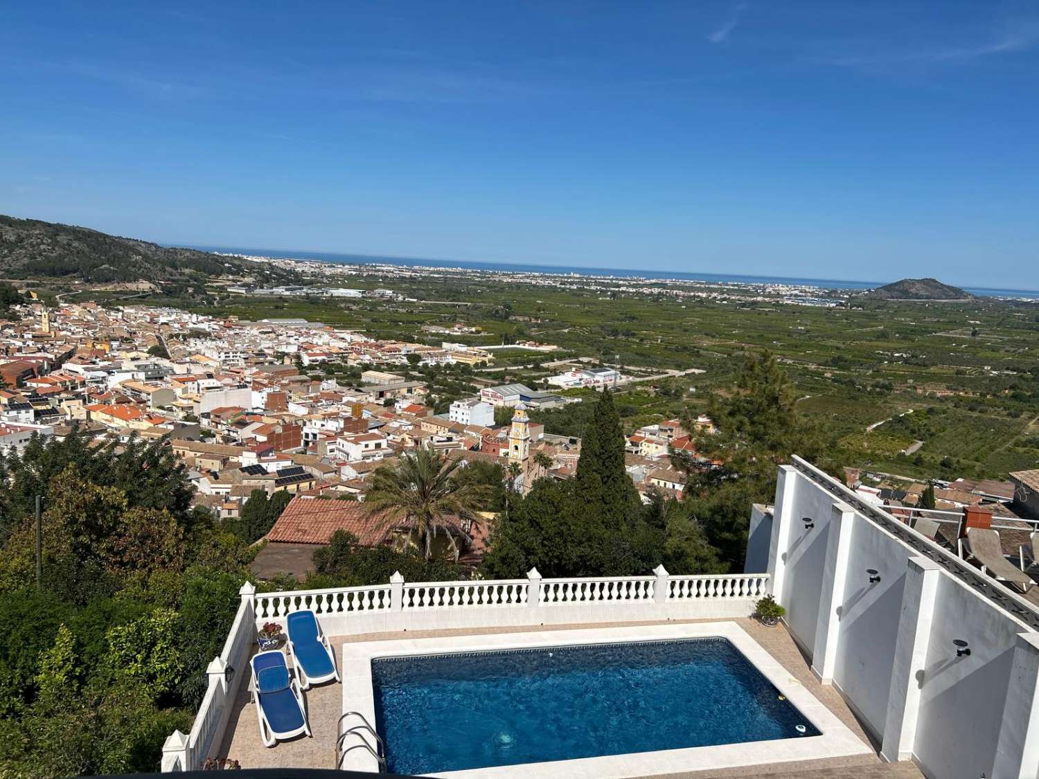 Casa en venda in Ador
