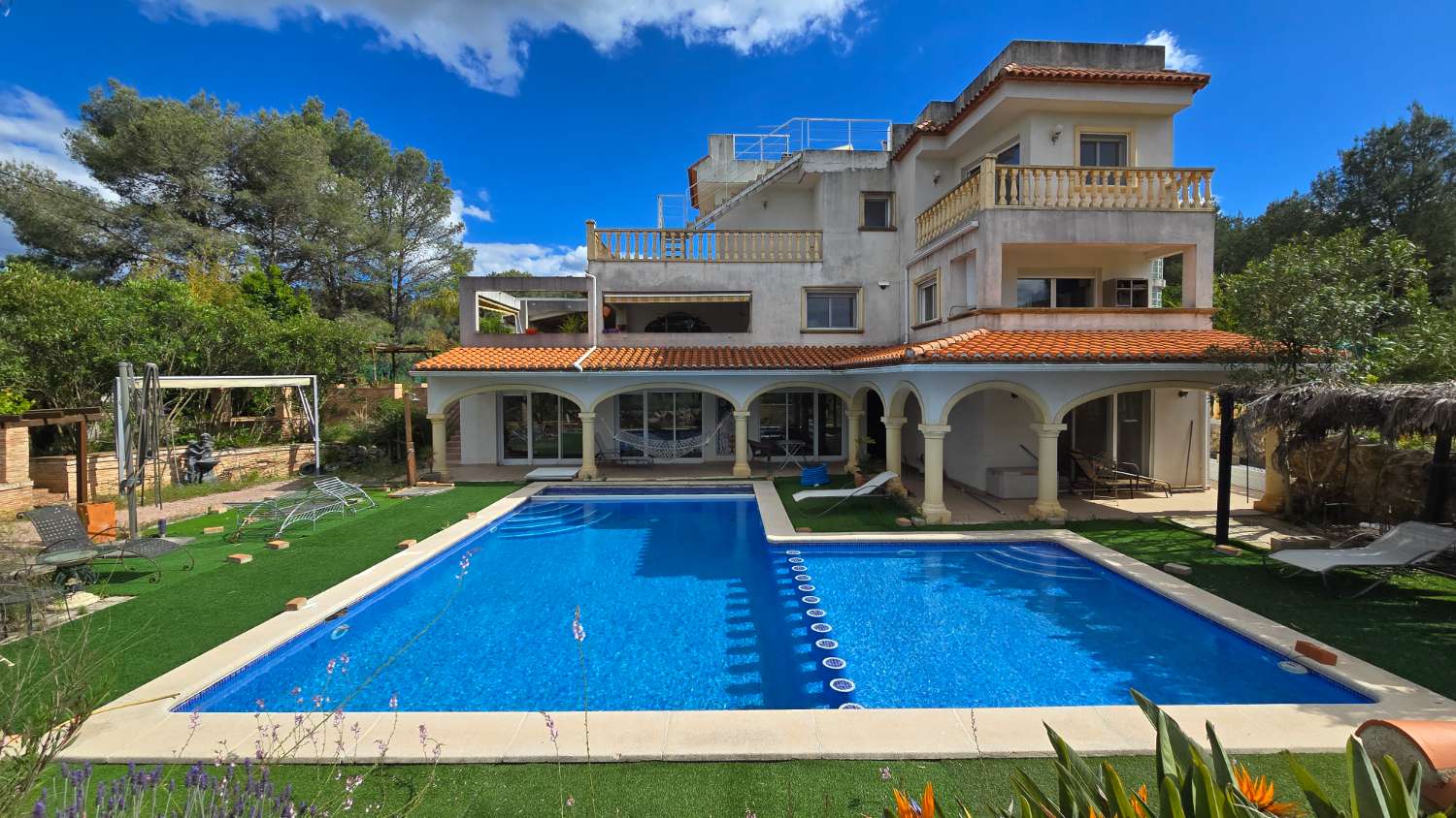 Villa in vendita a Villalonga