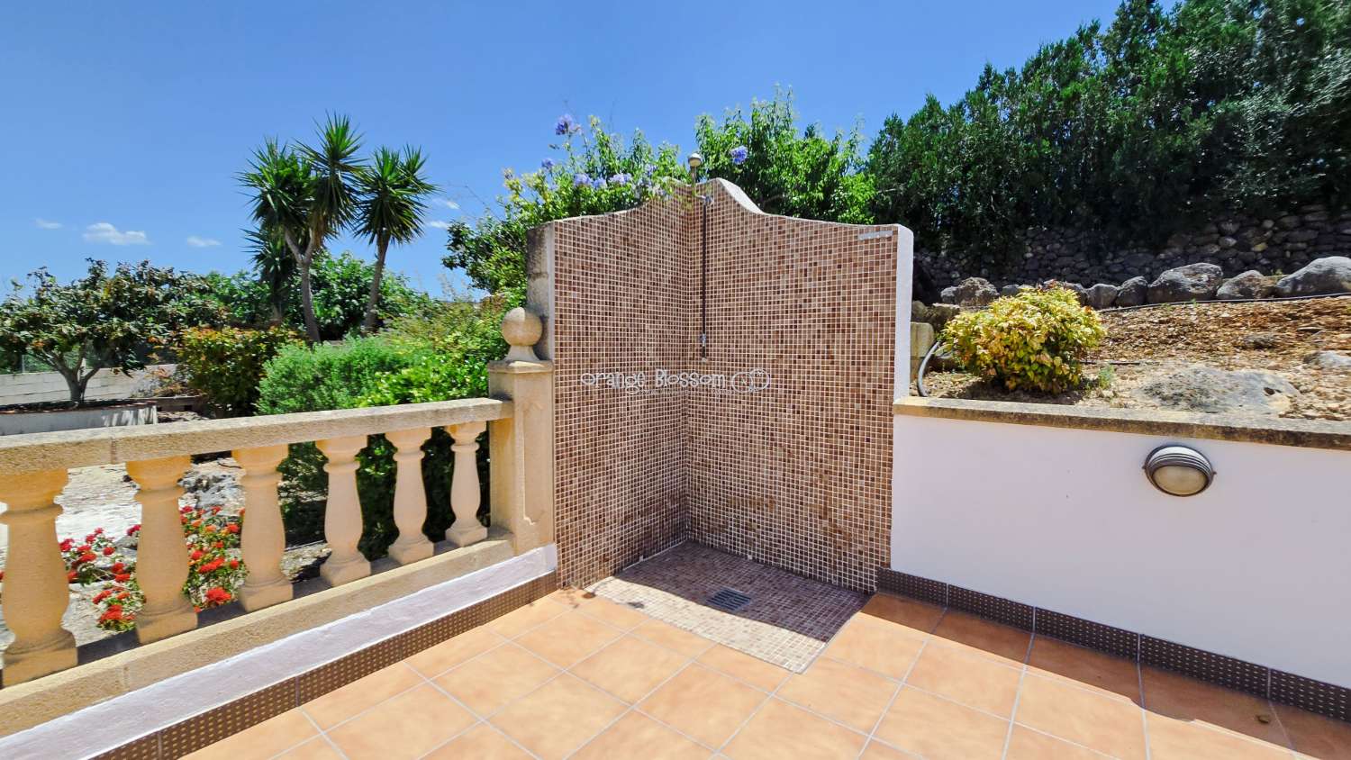 Charming Country Villa with Beautiful Gardens, Swimming Pool and Stunning Valley Views