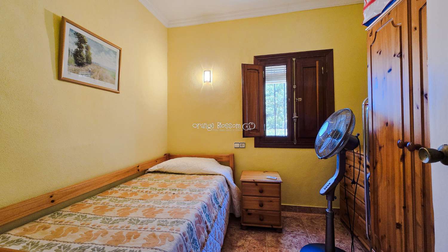 Charming Country Villa with Beautiful Gardens, Swimming Pool and Stunning Valley Views