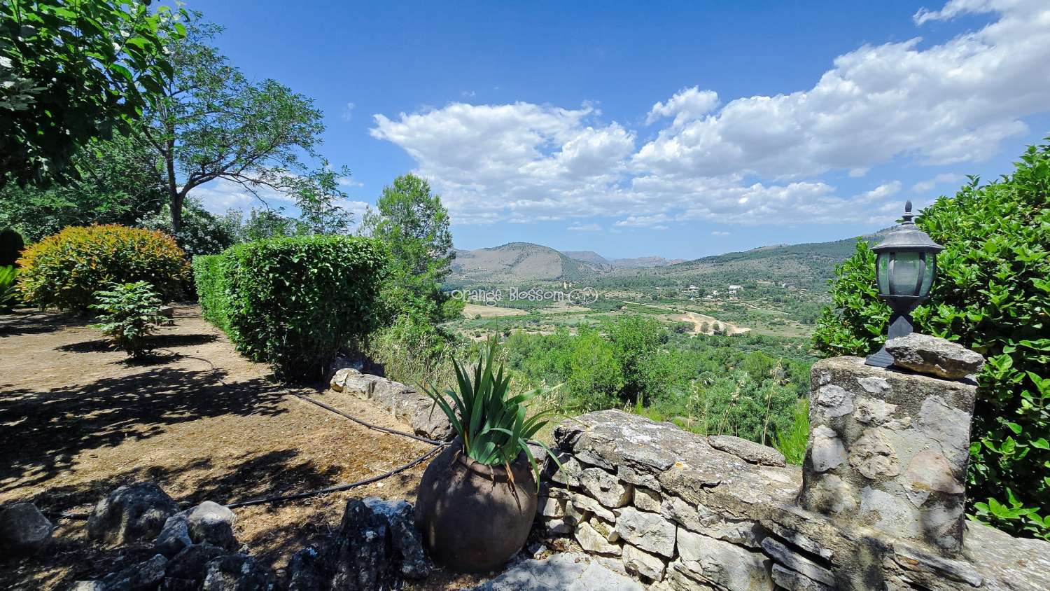 Charming Country Villa with Beautiful Gardens, Swimming Pool and Stunning Valley Views