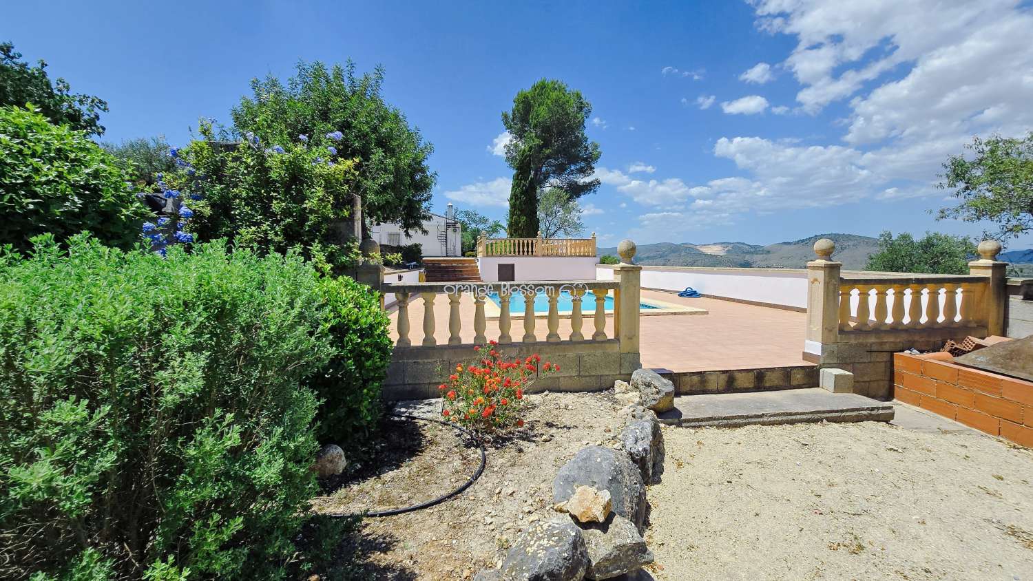 Charming Country Villa with Beautiful Gardens, Swimming Pool and Stunning Valley Views