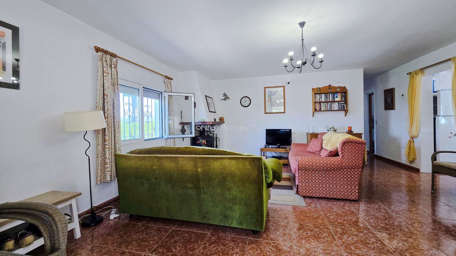 Charming Country Villa with Beautiful Gardens, Swimming Pool and Stunning Valley Views