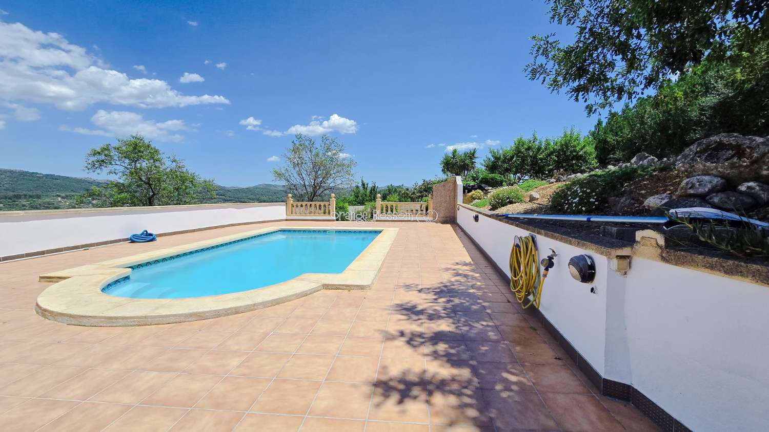 Charming Country Villa with Beautiful Gardens, Swimming Pool and Stunning Valley Views
