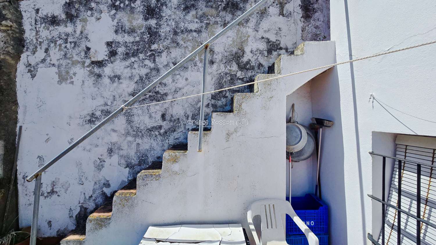 Townhouse with Spectacular Church, Sea and Rooftop Views in the Heart of Oliva