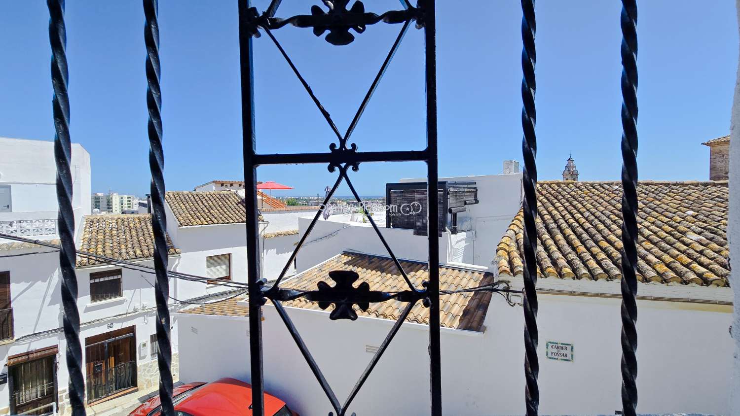Townhouse with Spectacular Church, Sea and Rooftop Views in the Heart of Oliva