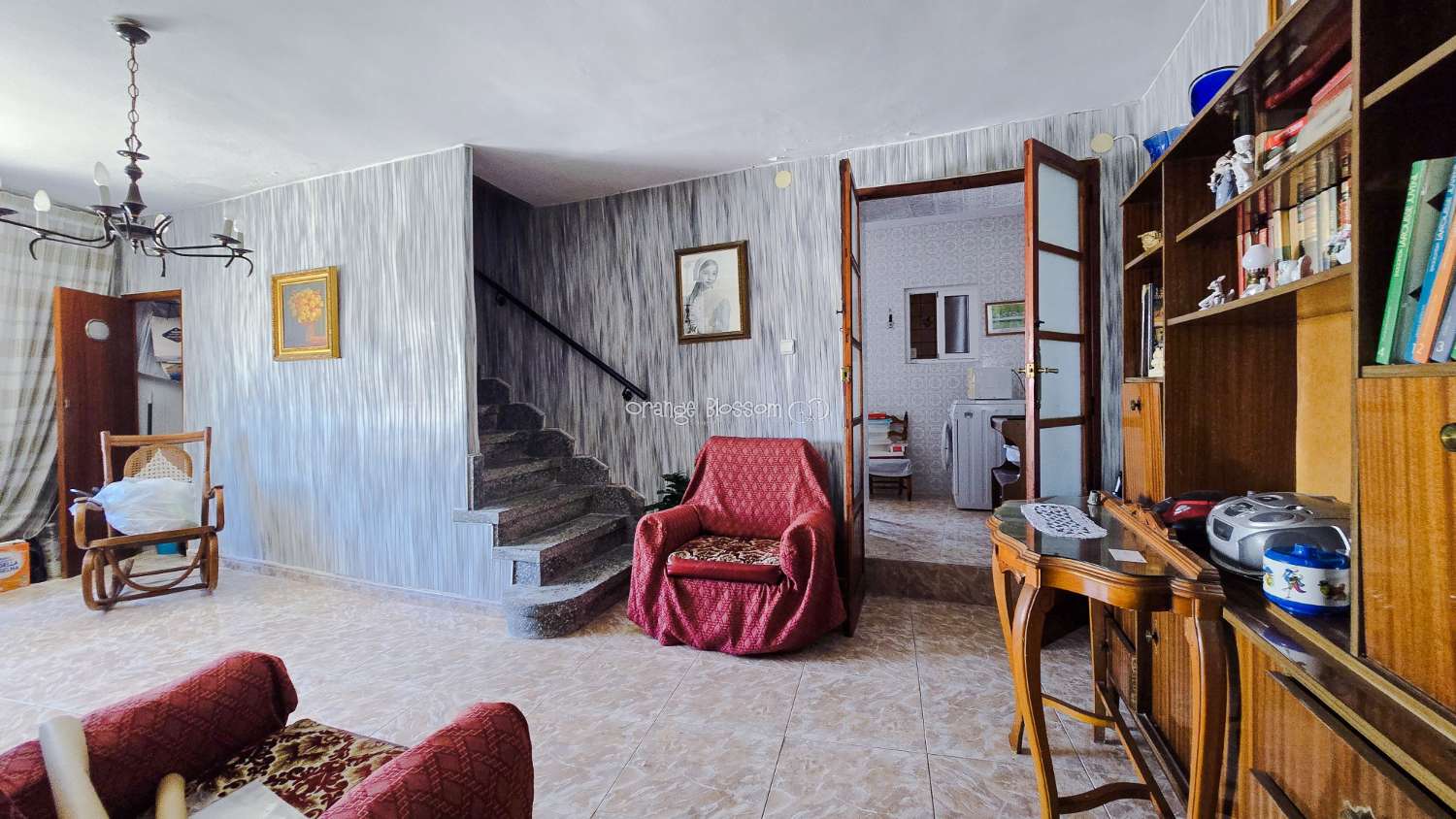 Townhouse with Spectacular Church, Sea and Rooftop Views in the Heart of Oliva