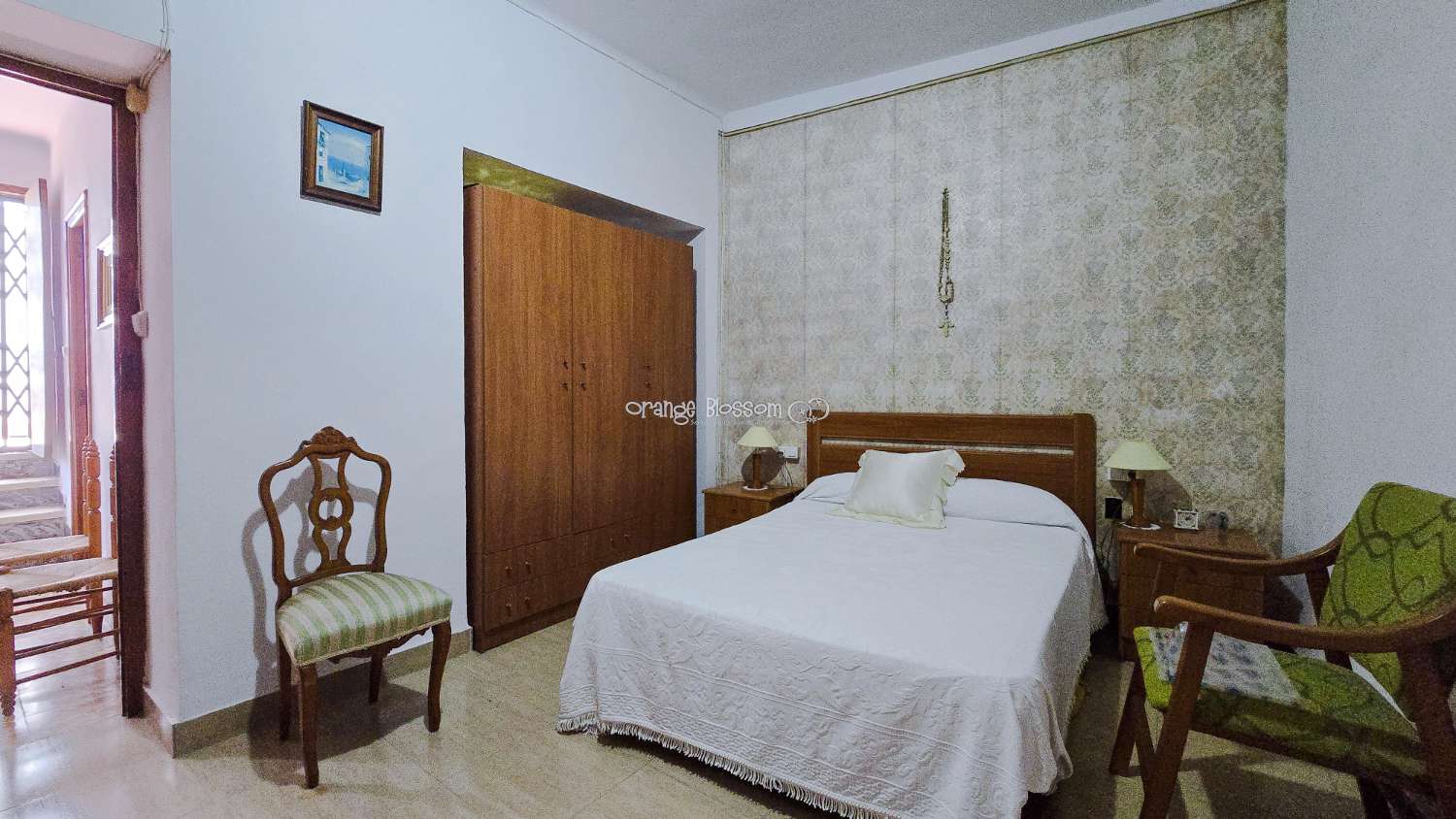 Townhouse with Spectacular Church, Sea and Rooftop Views in the Heart of Oliva