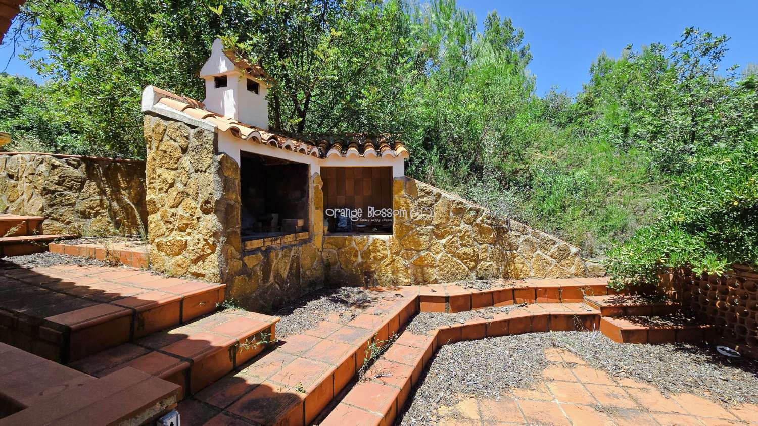 A Truly Unique Mountain Retreat with Spectacular Mediterranean Views