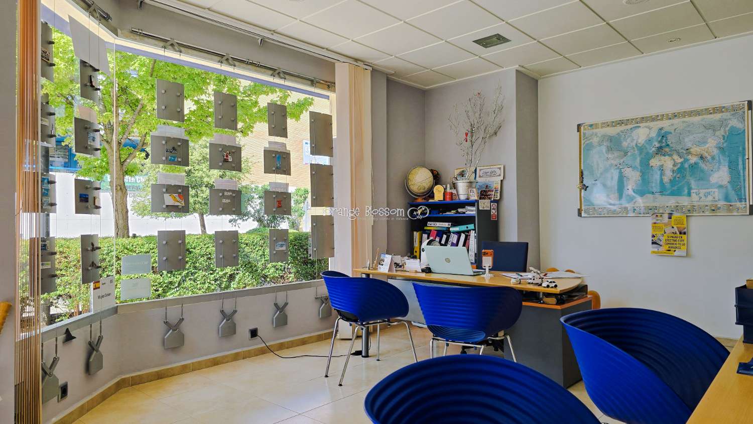Local comercial con excelente potencial para convertirlo en una vivienda en planta baja – Villalonga, La Safor