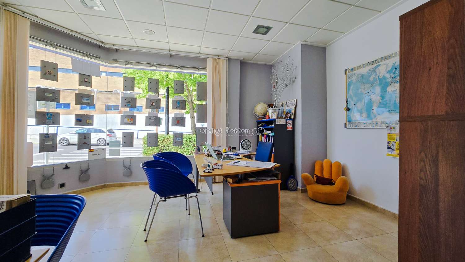 Local comercial con excelente potencial para convertirlo en una vivienda en planta baja – Villalonga, La Safor