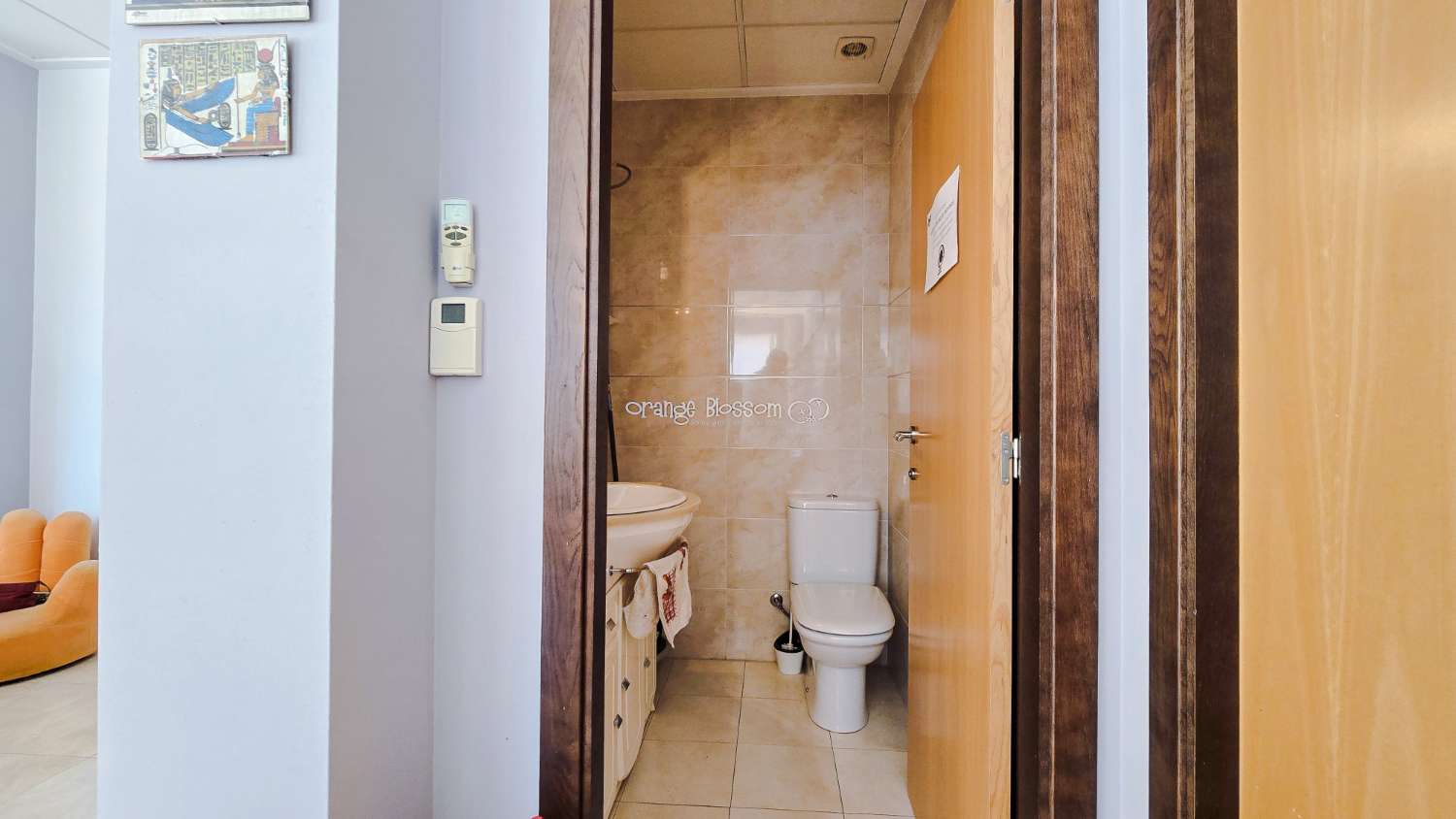 Local comercial con excelente potencial para convertirlo en una vivienda en planta baja – Villalonga, La Safor