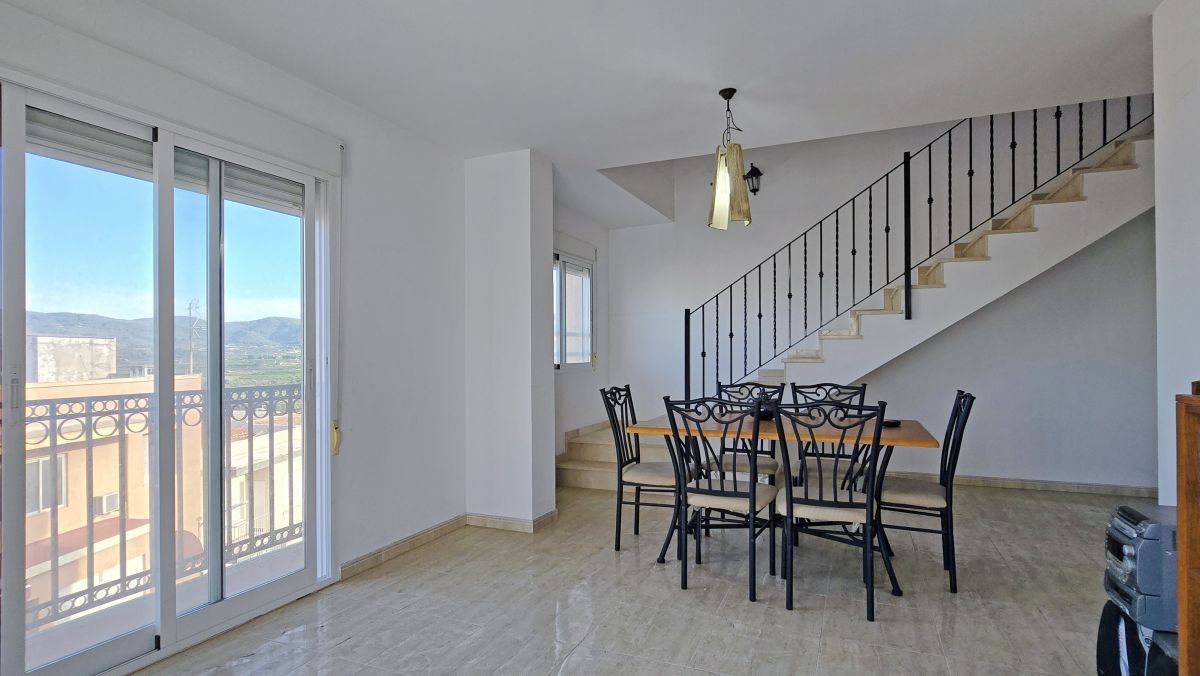 Penthouse apartment in Ador with huge terrace and sea views