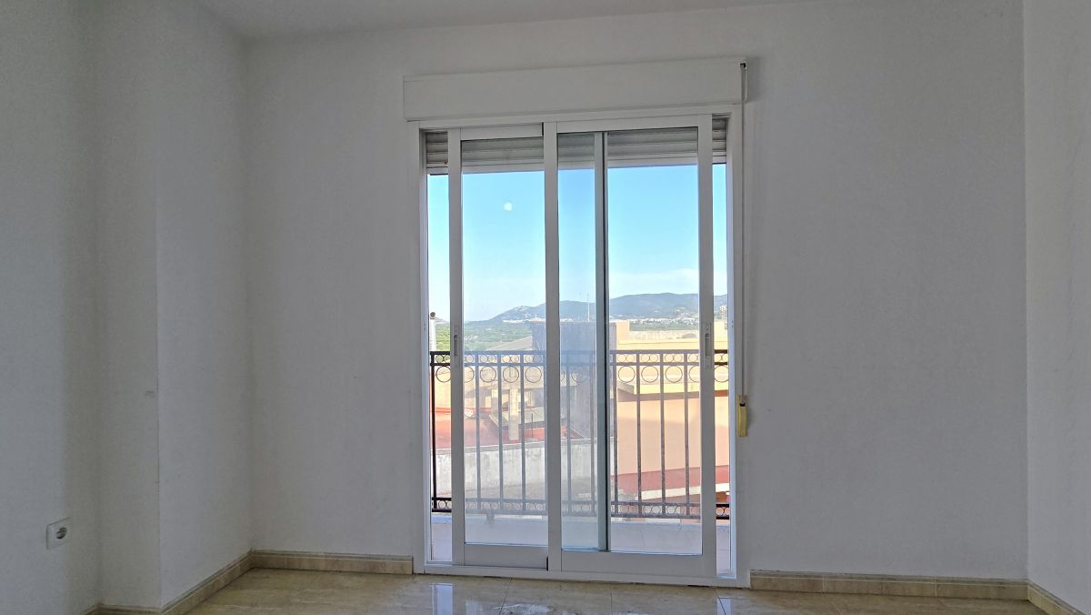 Penthouse apartment in Ador with huge terrace and sea views