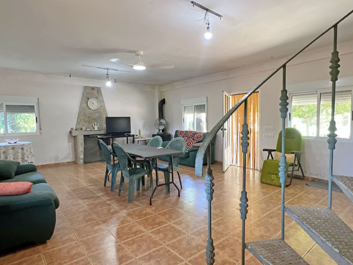 Großes Chalet in Afarrasi, 3 Schlafzimmer, 2 Badezimmer