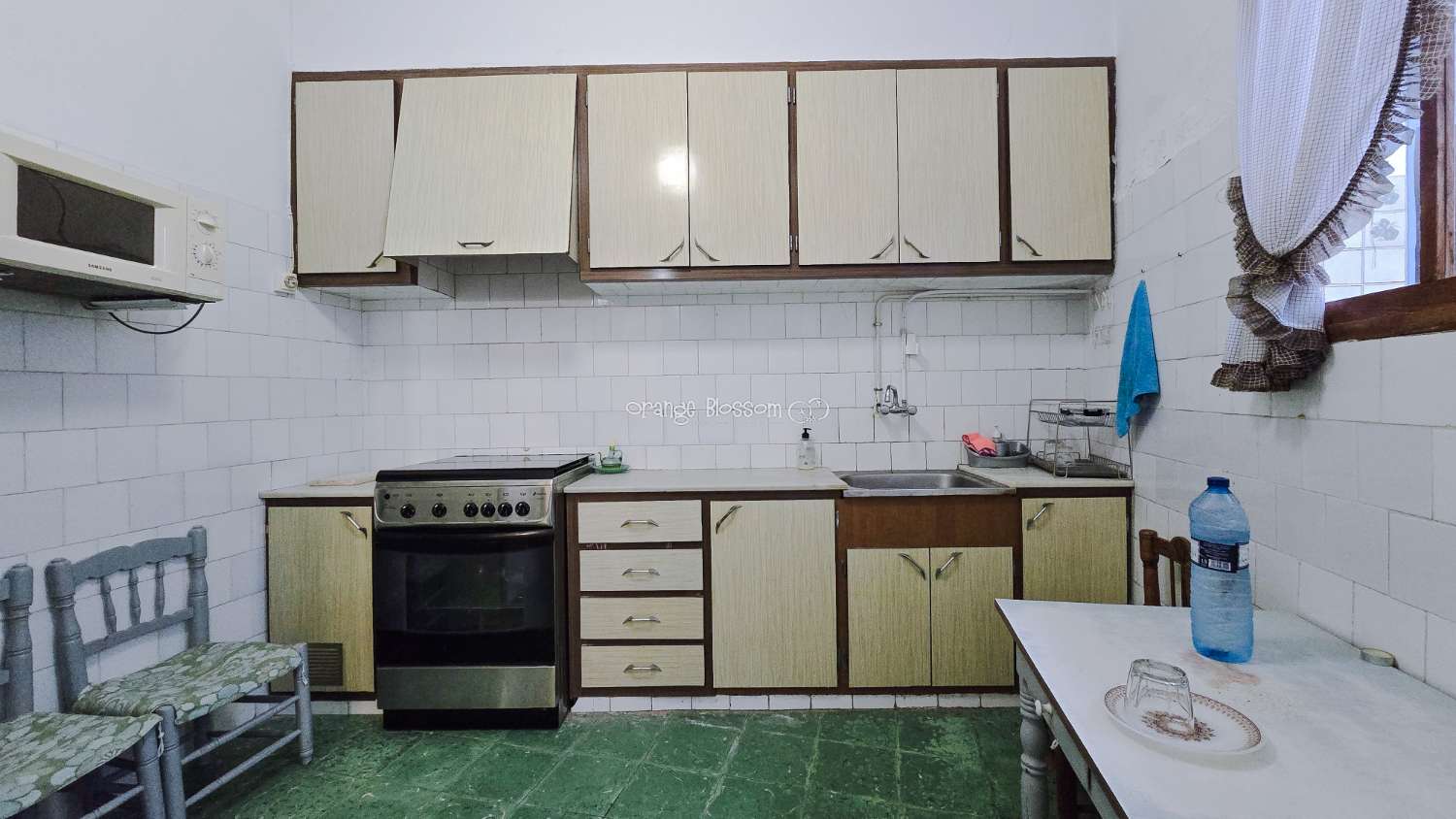 A large family house in the popular village of La Font den Carros.