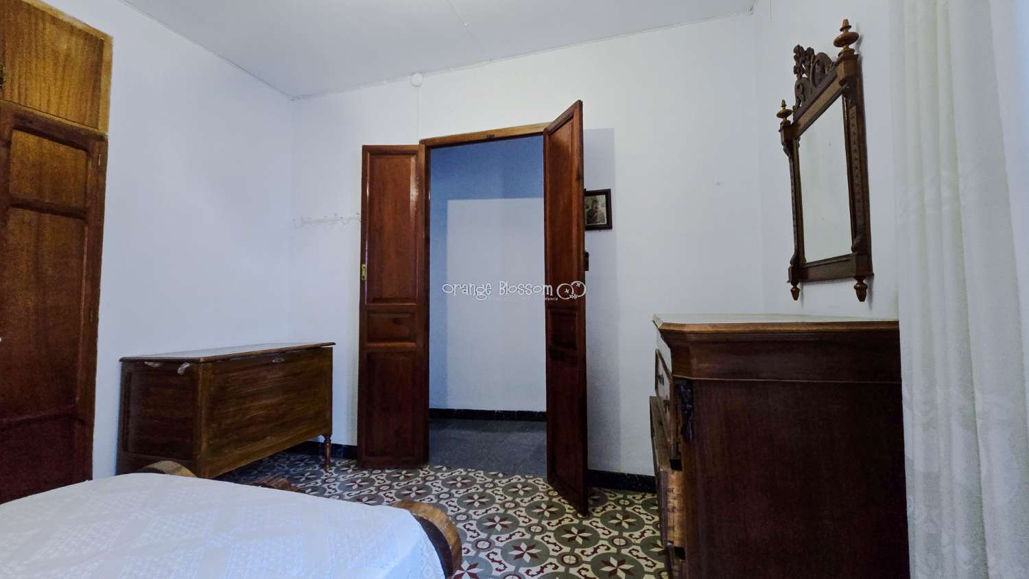 A large family house in the popular village of La Font den Carros.