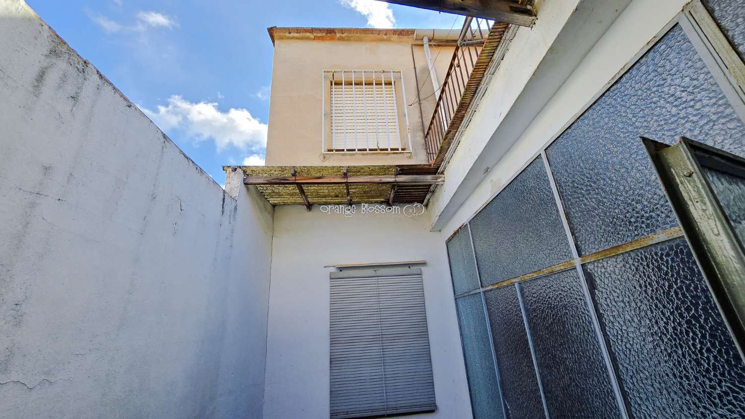 A large family house in the popular village of La Font den Carros.
