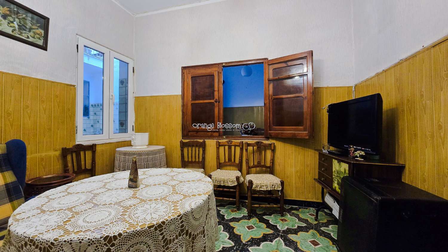 A large family house in the popular village of La Font den Carros.