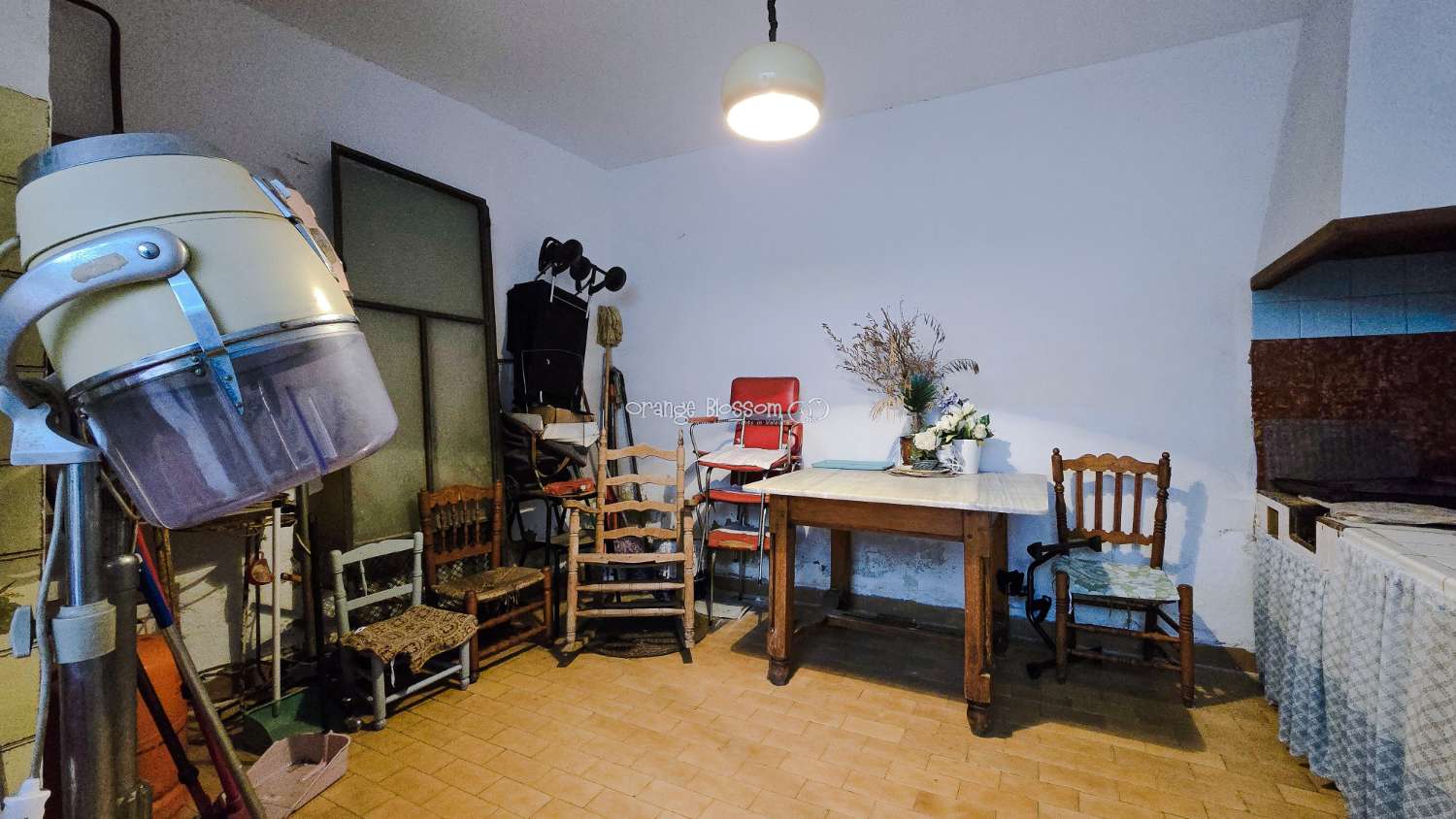 A large family house in the popular village of La Font den Carros.