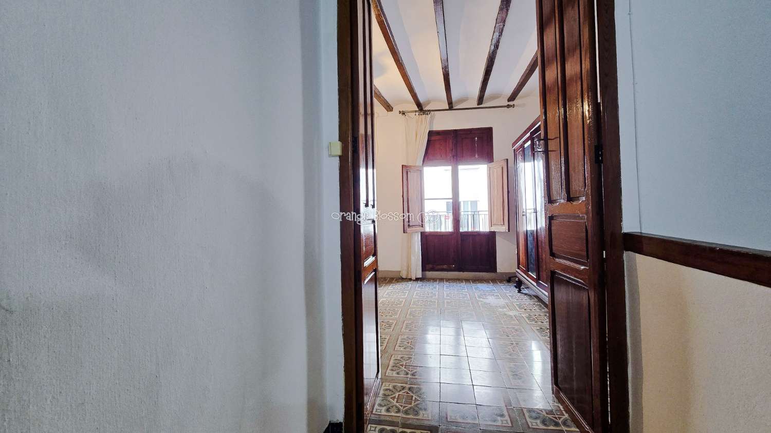 A large family house in the popular village of La Font den Carros.