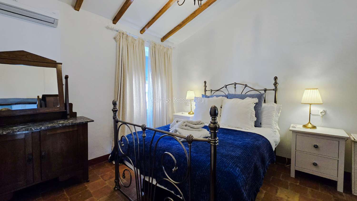 Beautifully Restored Townhouse with Independent Guest Annexe in Villalonga