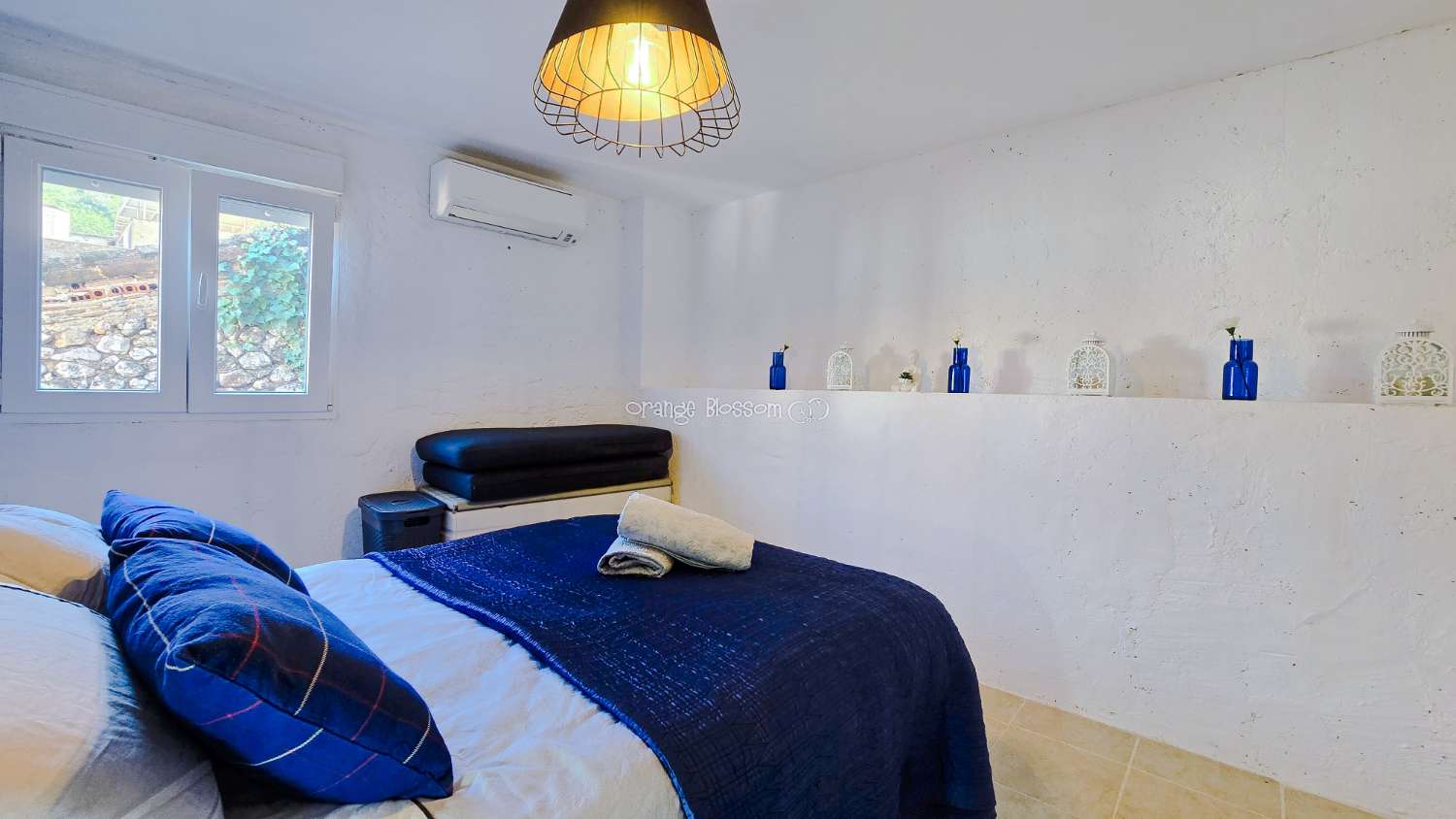 Beautifully Restored Townhouse with Independent Guest Annexe in Villalonga