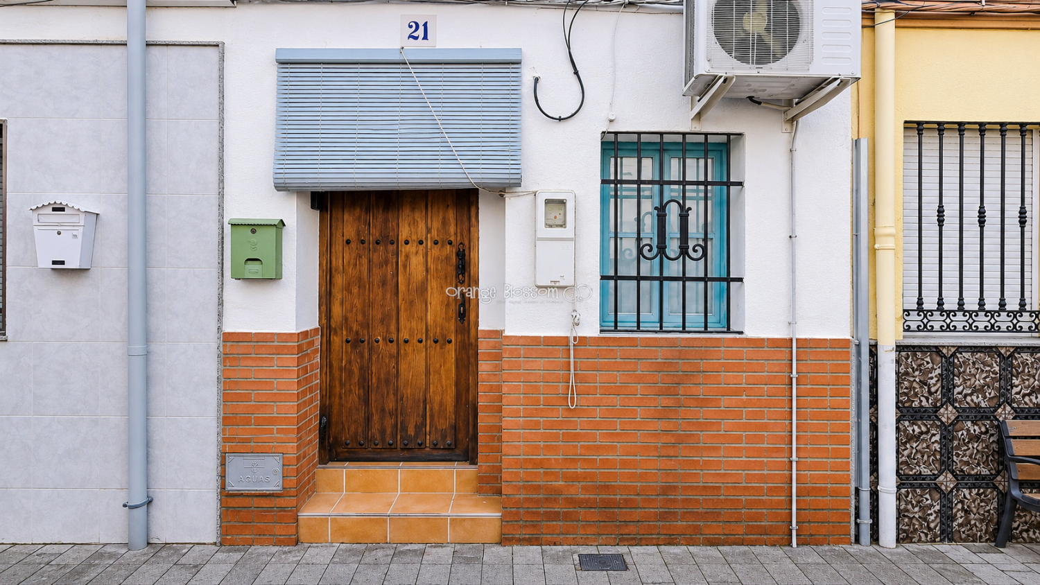 Beautifully Restored Townhouse with Independent Guest Annexe in Villalonga