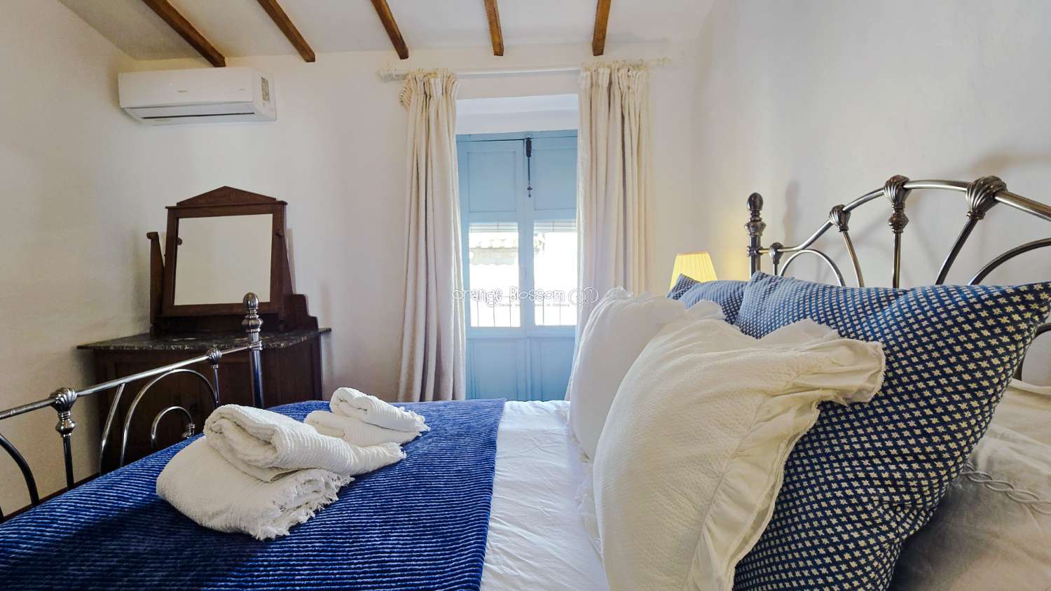 Beautifully Restored Townhouse with Independent Guest Annexe in Villalonga