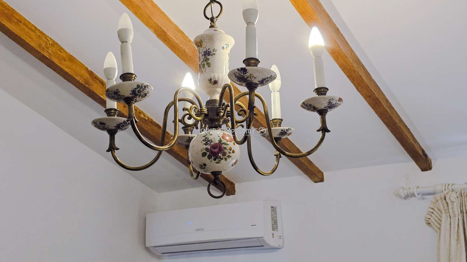 Beautifully Restored Townhouse with Independent Guest Annexe in Villalonga