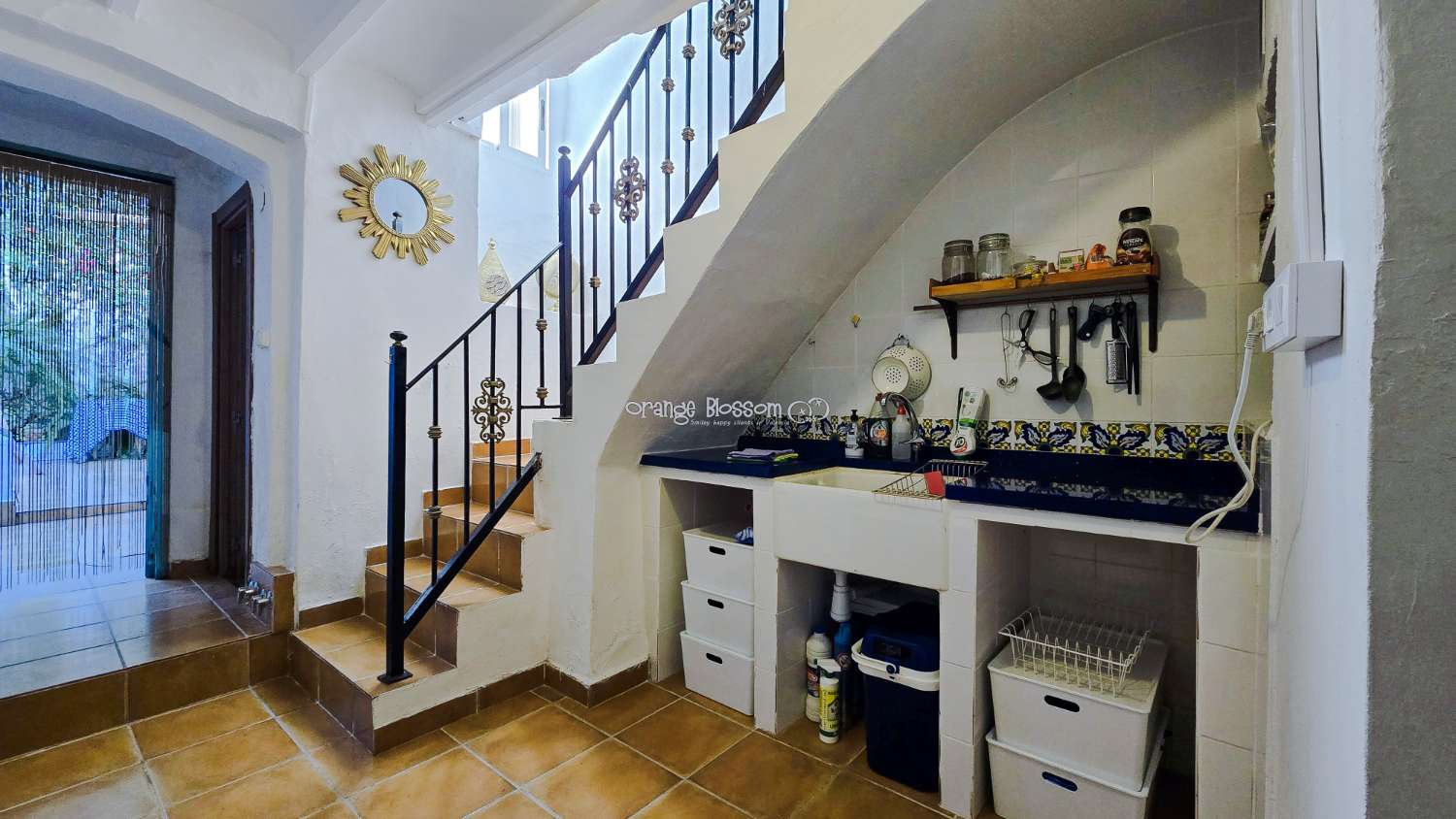 Beautifully Restored Townhouse with Independent Guest Annexe in Villalonga